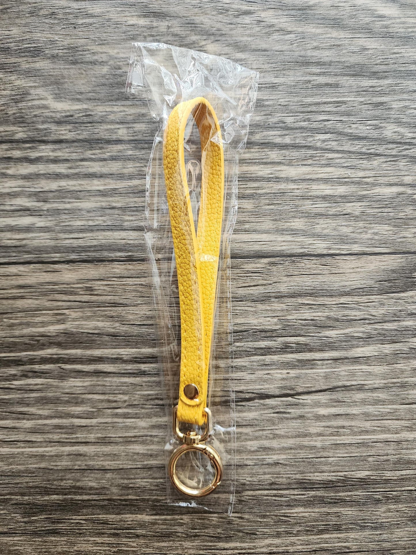 1 Wide Ring Wrist Strap | Yarn To Go Carousel | Project Bag - Mustard Yellow