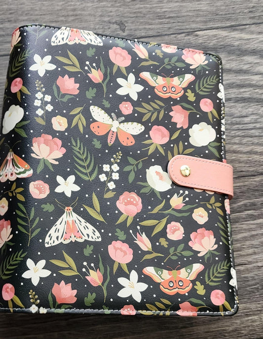 Twice Sheered Sheep Project Planner | Notebook Paper, Sheet Protectors and Grid Paper | Project Notes | Yarn Detail Keeper