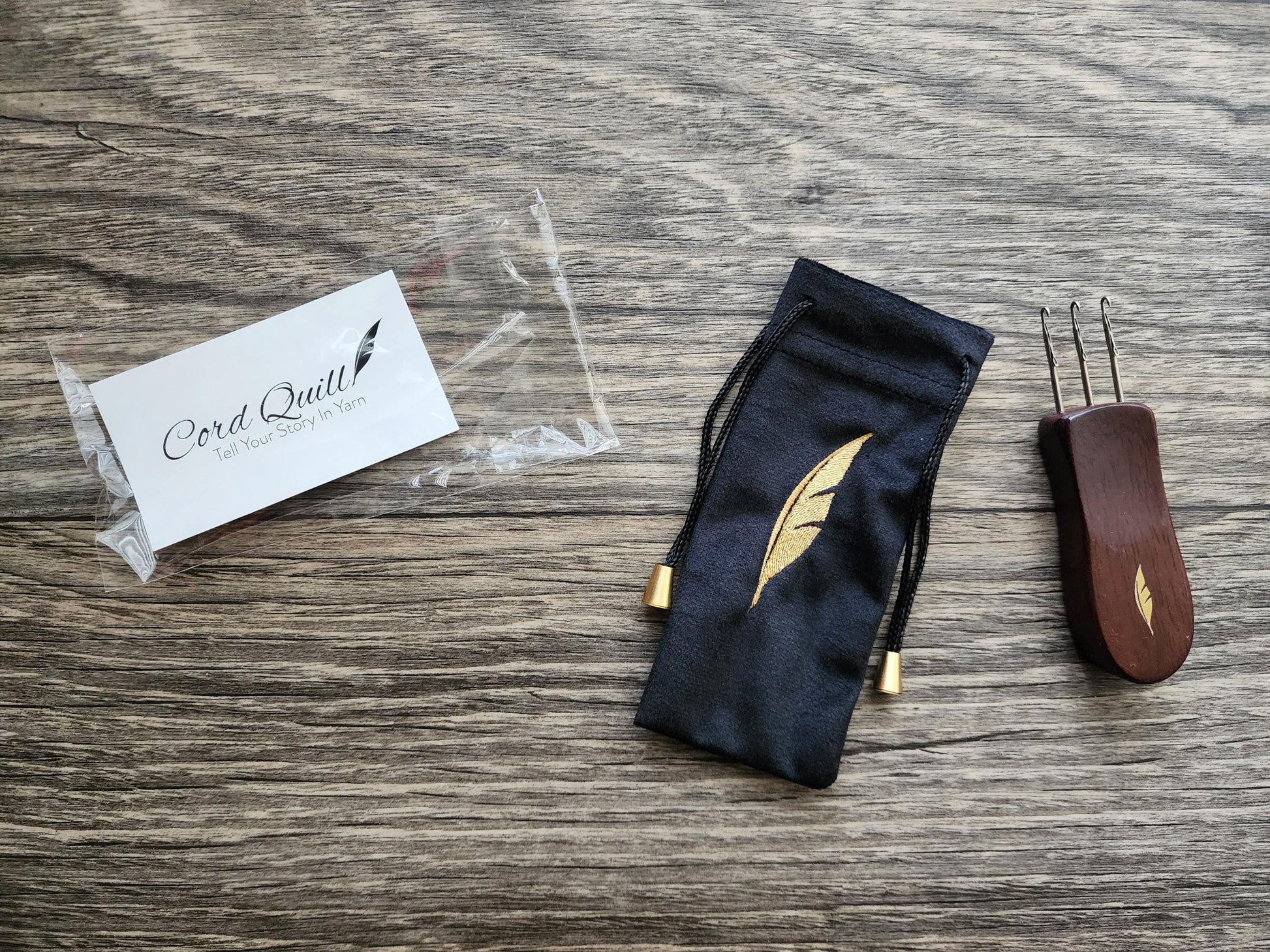 1 Cord Quill I-Cord tool with dust proof carrying pouch