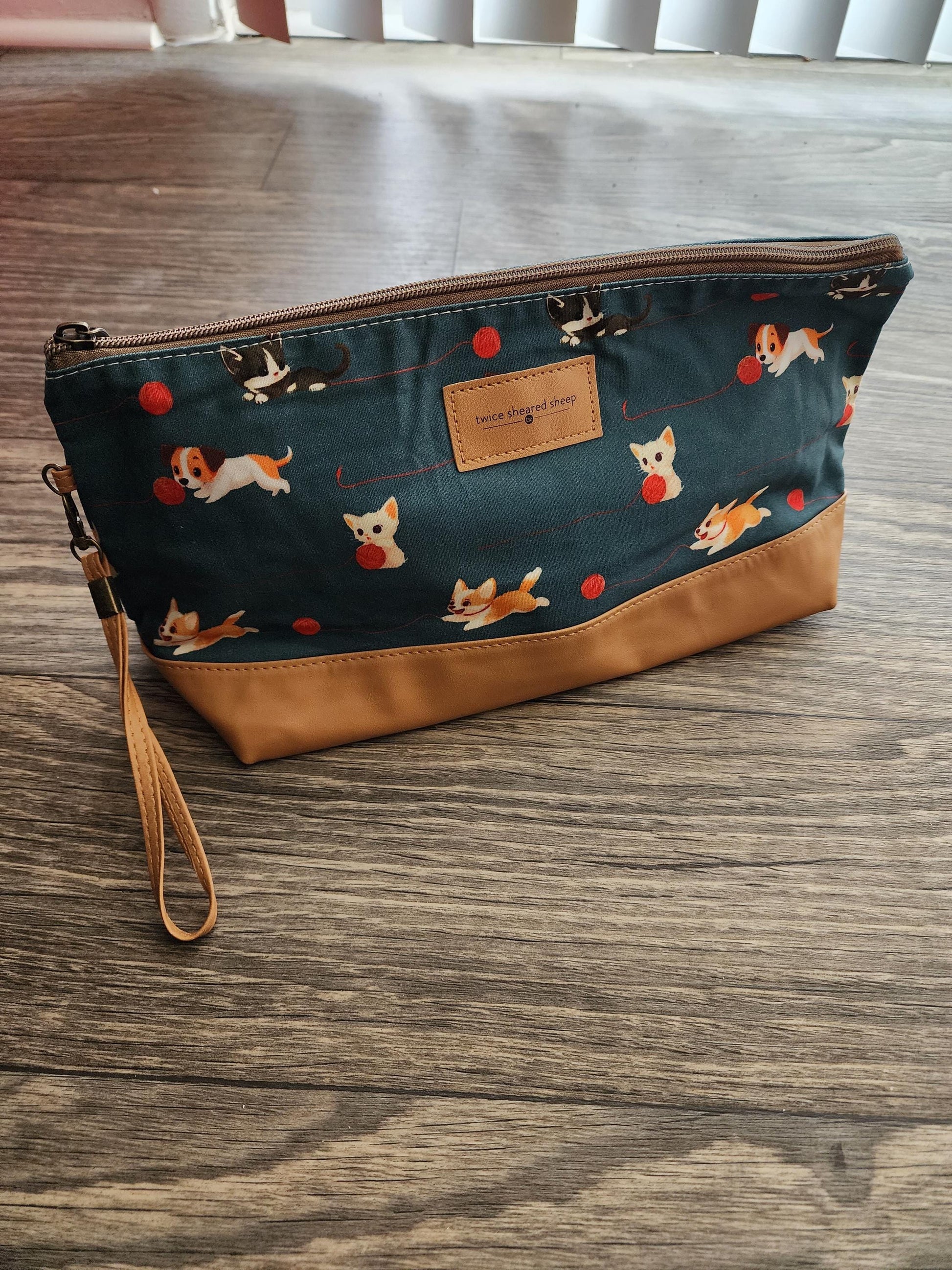 Twice Sheared Sheep Project Bag | Knitting and Crochet Project Holder with Outer Zipper | Medium Size | Cat and Dog