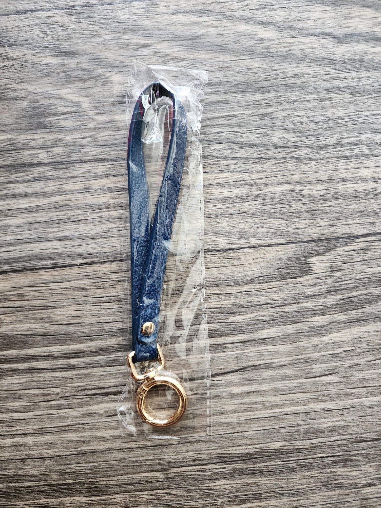 1 Wide Ring Wrist Strap | Yarn To Go Carousel | Project Bag - Blue