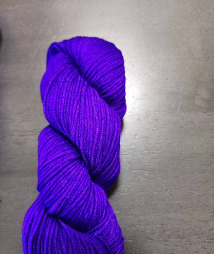 Urth Yarns- Worsted 16