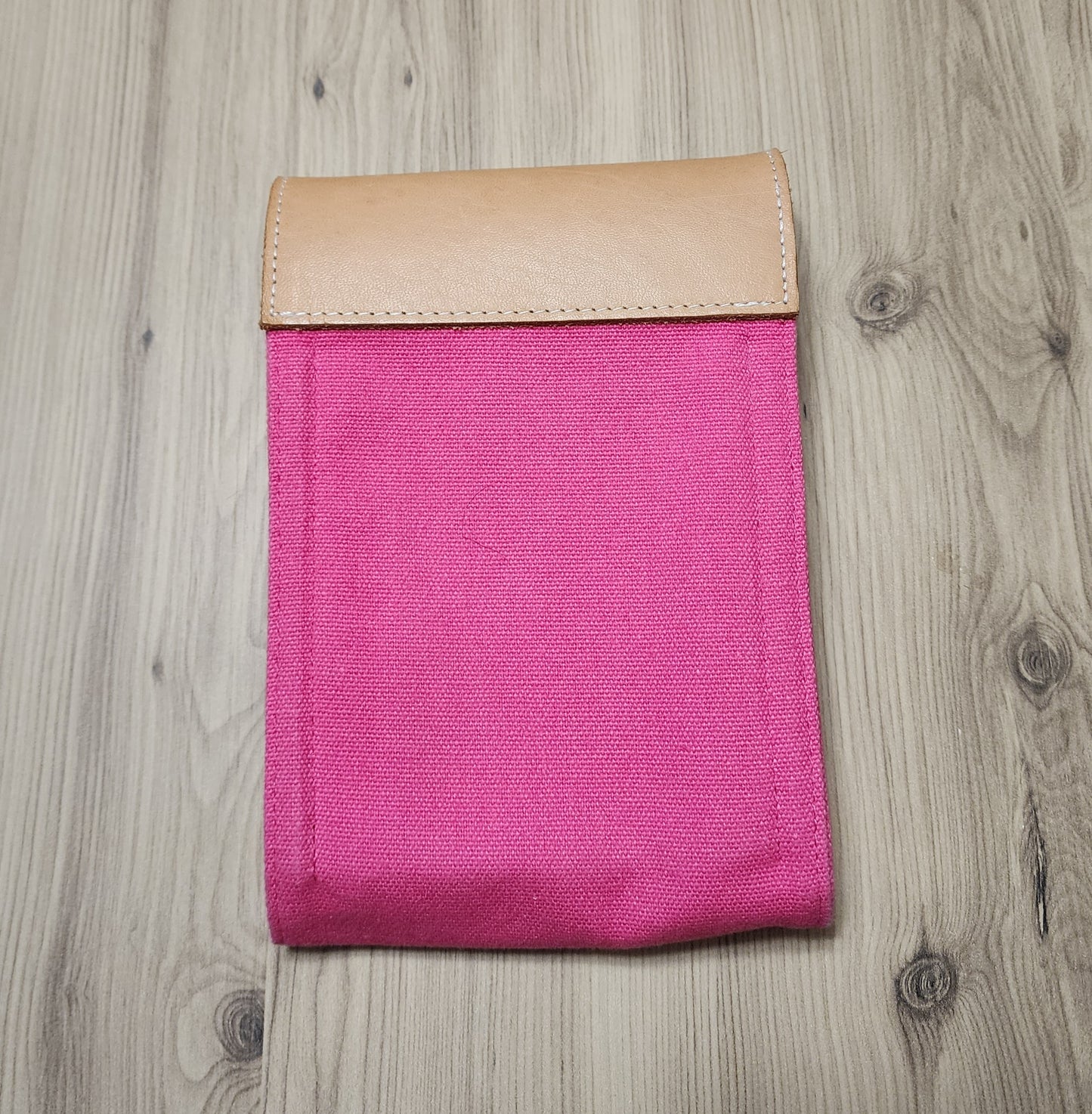 Plystre Needle Cable Case Holder
