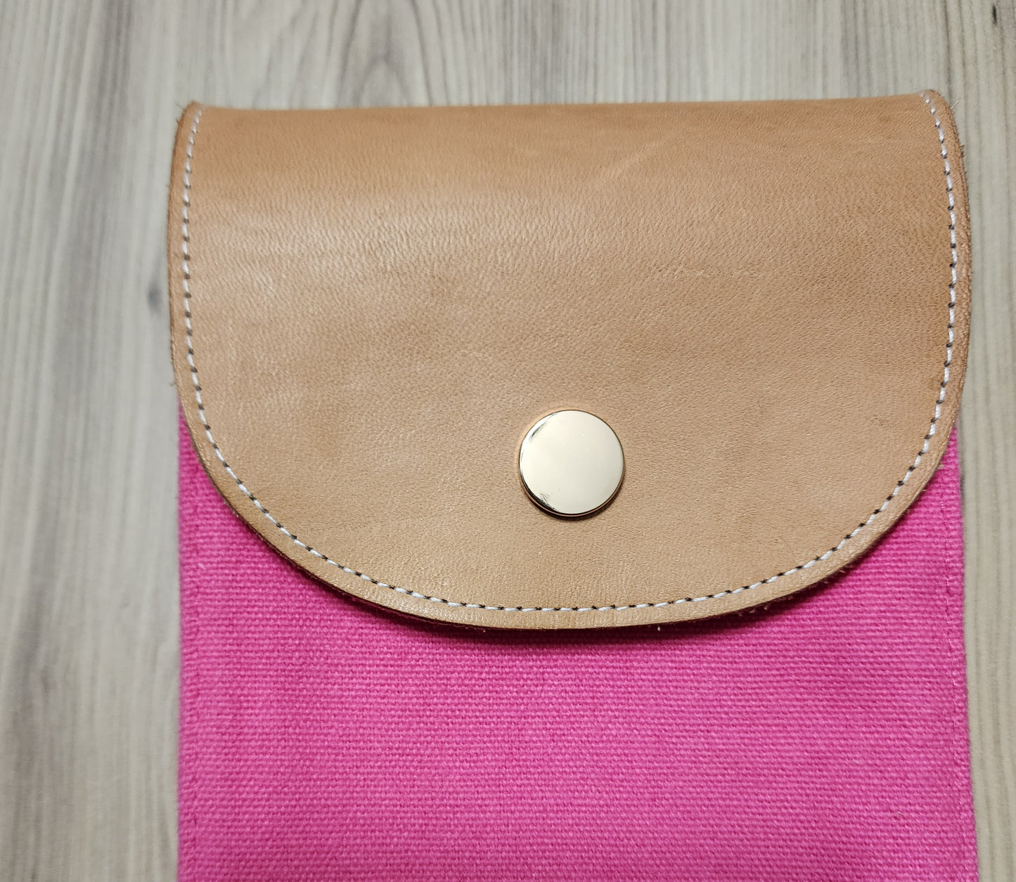 Plystre Needle Cable Case Holder